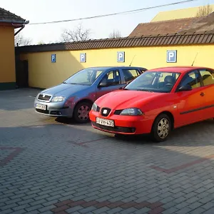 Halasz Airport Panzio 3* Vecsés