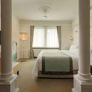 The Westin Grand מלון