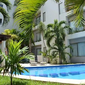 ambiance-suites-cancun.quintano-roohotels.com/