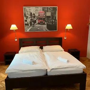 Hotel Station ***