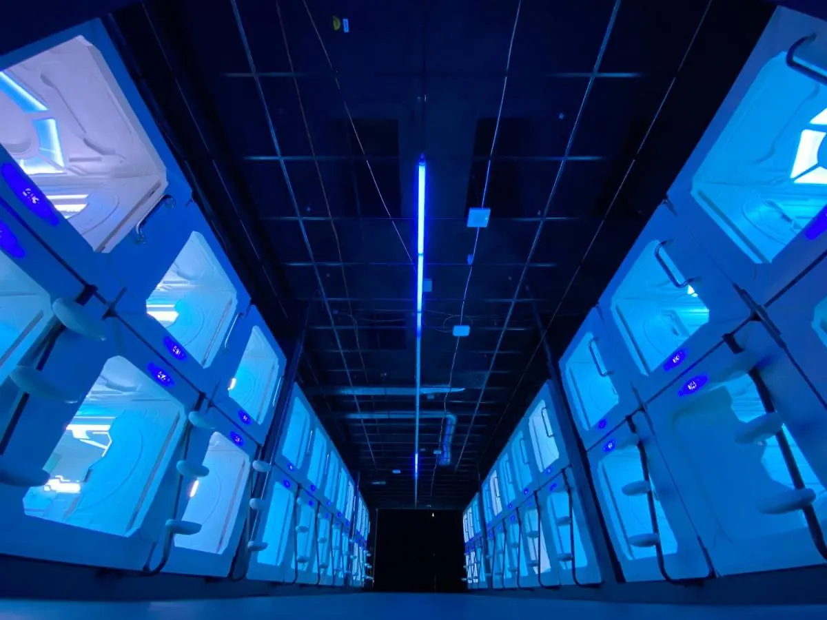 Space Night Capsule Hostel 베를린